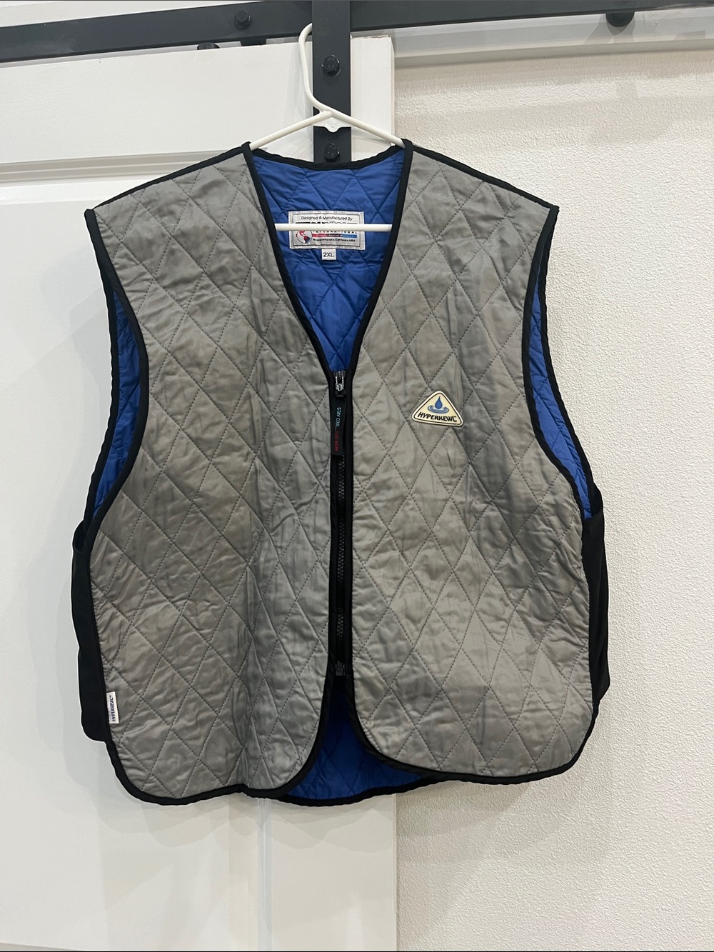 Cooling Vest in Gray and Blue